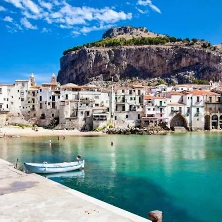 Sicily 4 - Blue Waves カンポフェリーチェ・ディ・ロッチェッラ